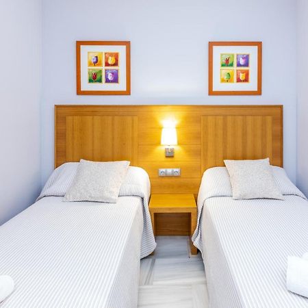 2 Habs Buena Terraza Con Bbq - Wifi, Piscina Lägenhet Mijas Exteriör bild